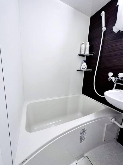 M Ikebukuro Apartment 205 Tokyo Bagian luar foto